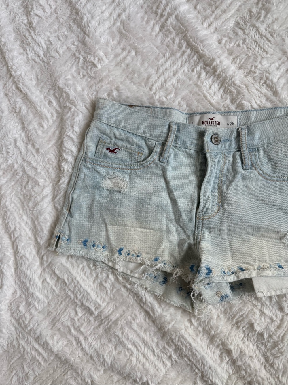 Y2K 2000s vintage Hollister Elena Gilbert Bella Swan low rise denim shorts - Picture 6 of 7